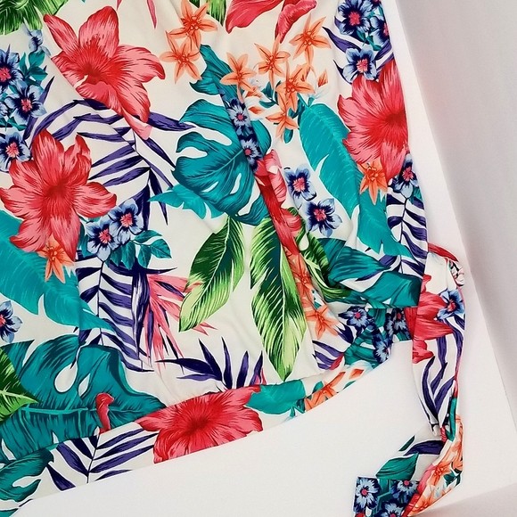 Swimsuits For All Colorful Tropical Floral Print Bandeau Blouson Takini Swim Top - Picture 4 of 9